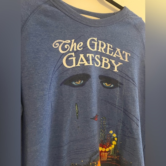 The Great Gatsby Blue Sweatshirt Size Large - Picture 2 of 5